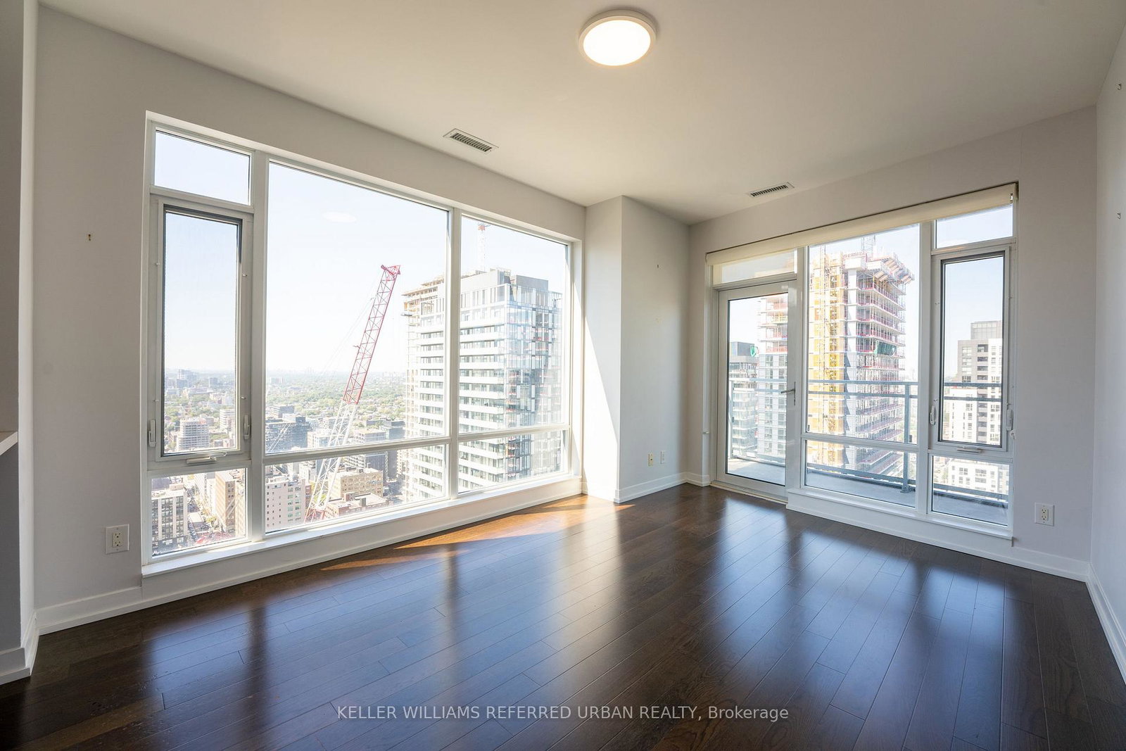 21-widmer-street-toronto-ontario-c12687492