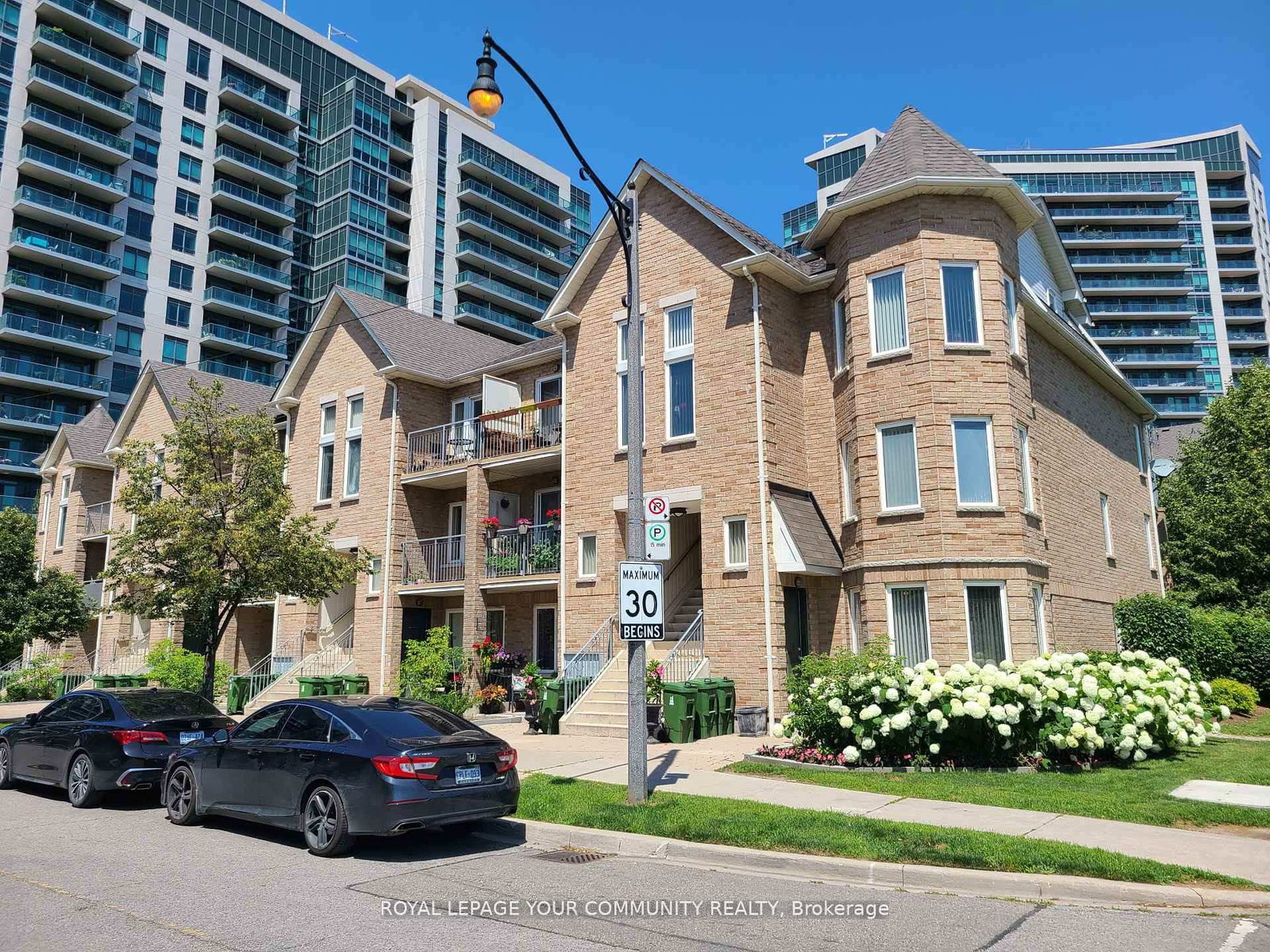 130-vanderhoof-avenue-east-york-ontario-c12687644