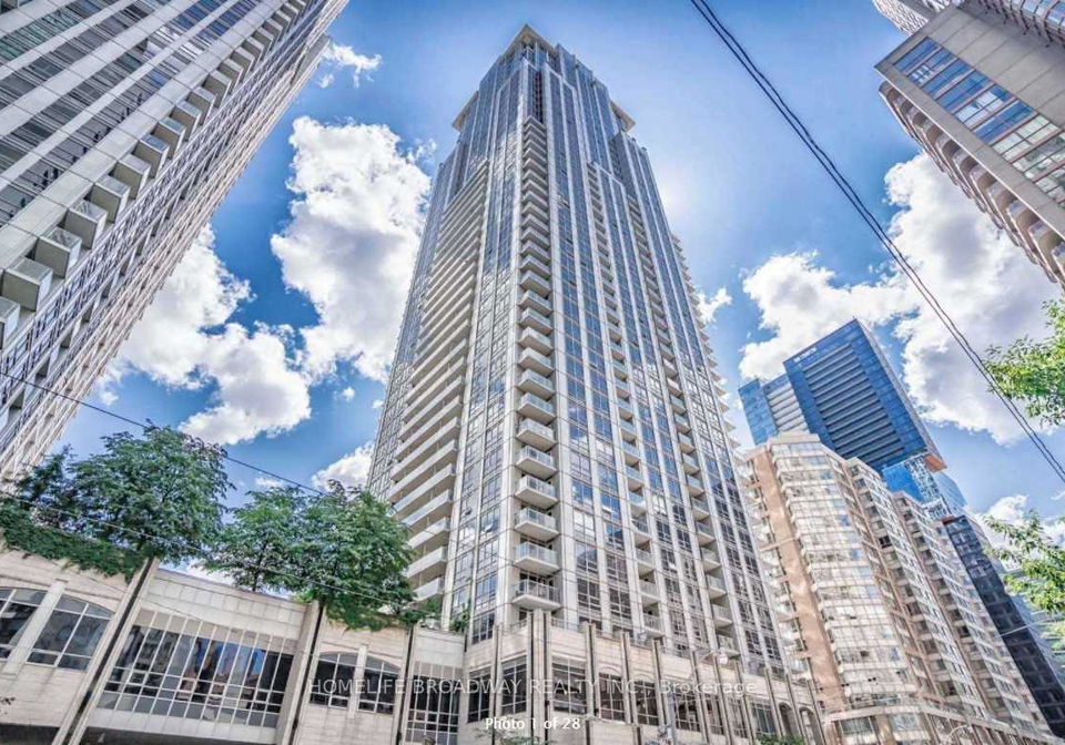 761-bay-street-toronto-ontario-c12687686