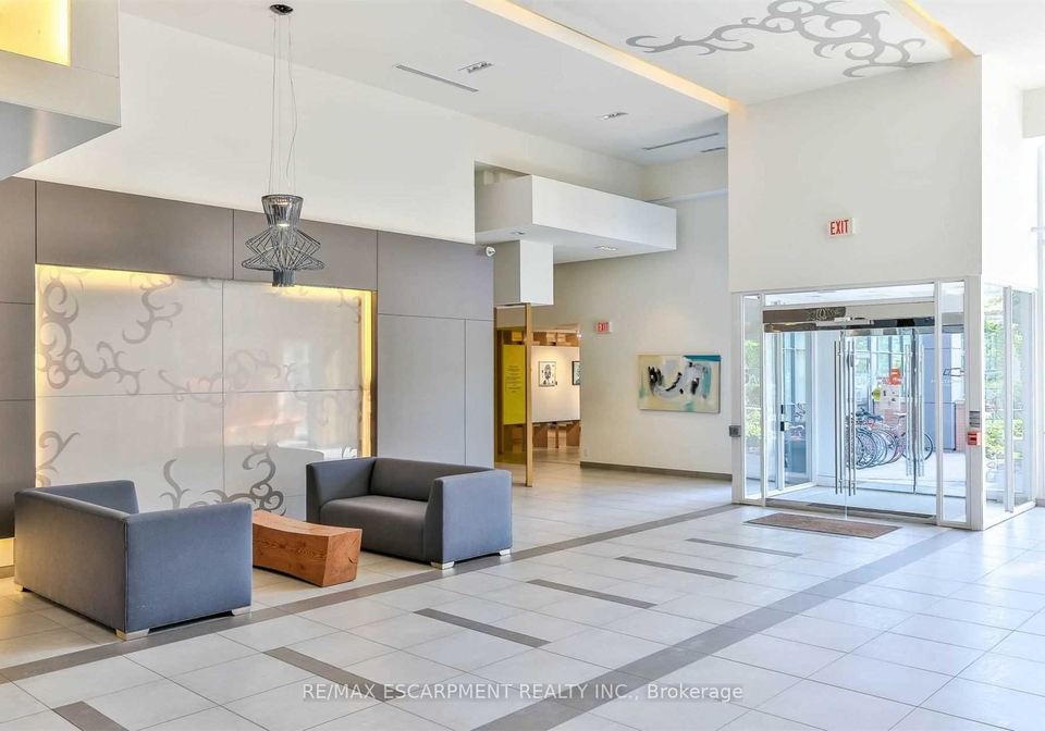 5-hanna-avenue-toronto-ontario-c12687984