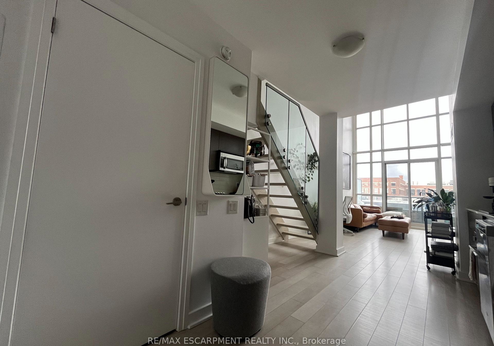 5-hanna-avenue-toronto-ontario-c12687984