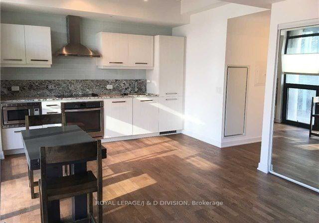 15-beverley-street-toronto-ontario-c12688214