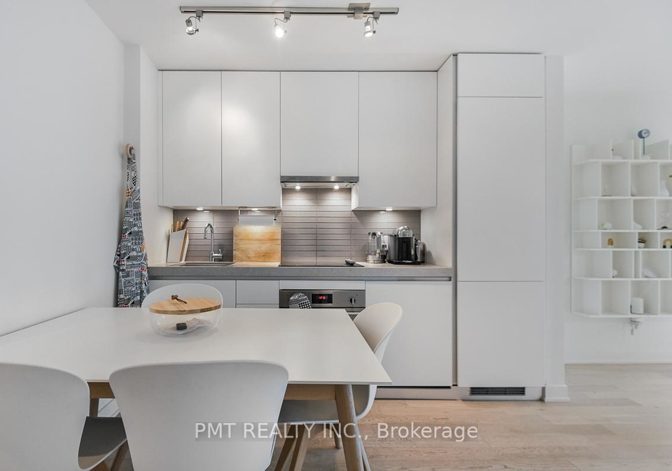38-stewart-street-toronto-ontario-c12688404