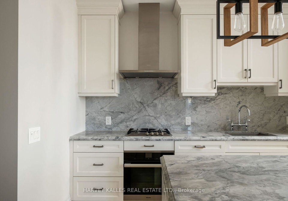 133-hazelton-avenue-toronto-ontario-c12688666