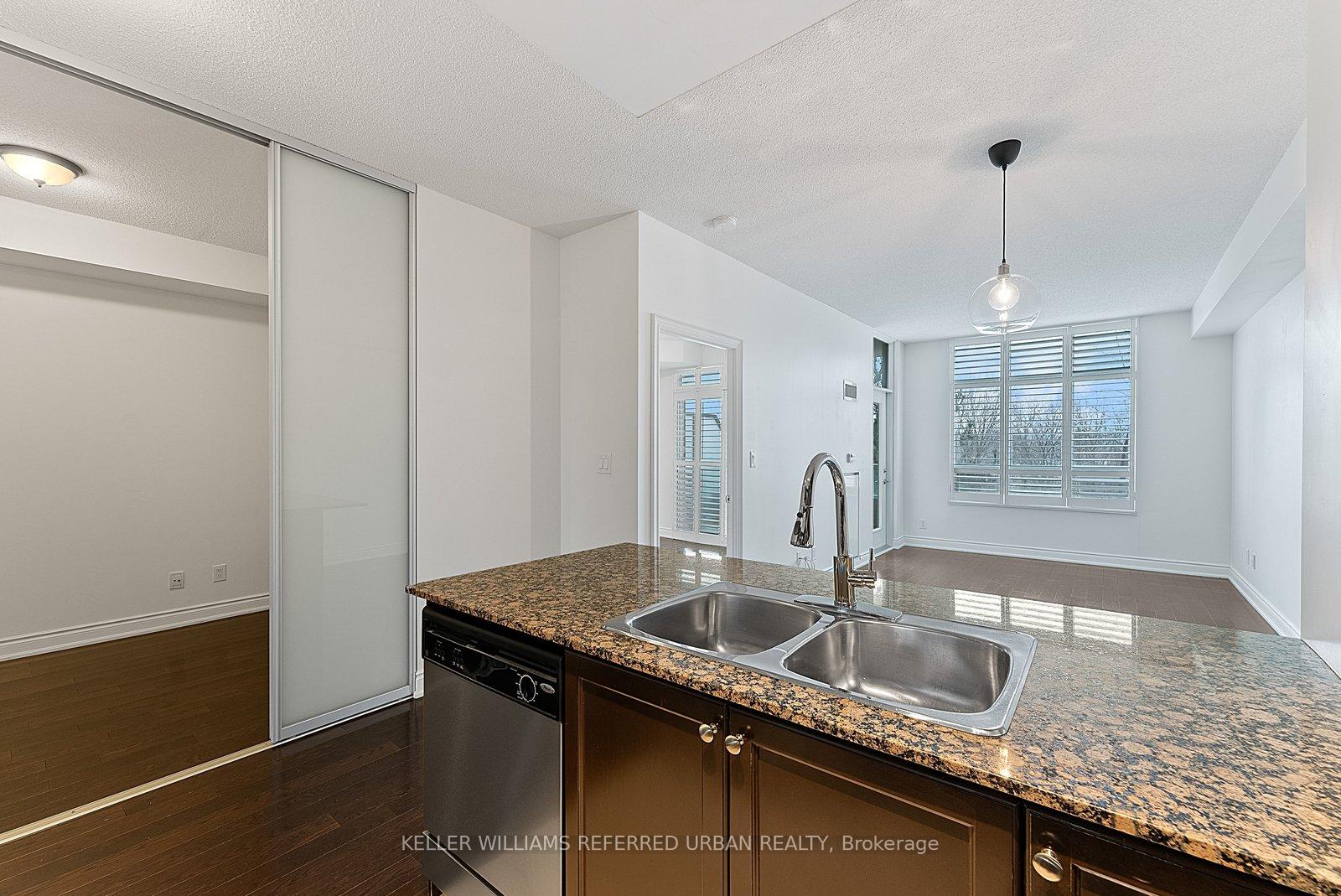 20-bloorview-place-north-york-ontario-c12688706