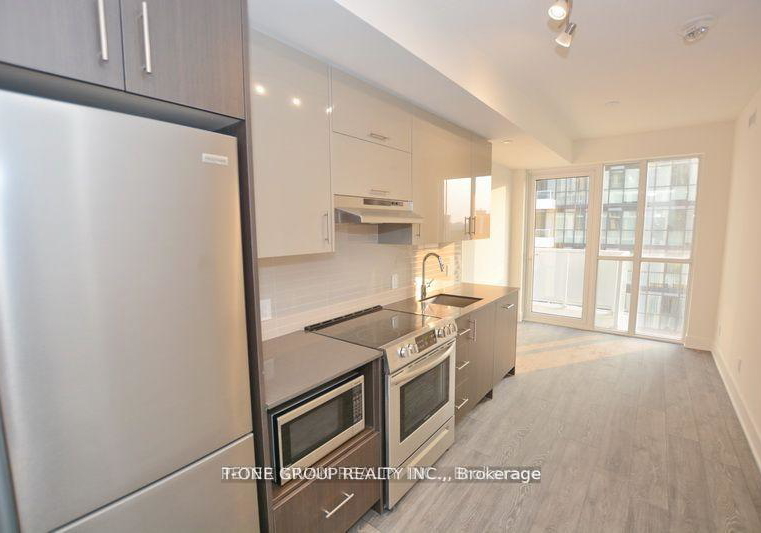 188-fairview-mall-drive-north-york-ontario-c12688750