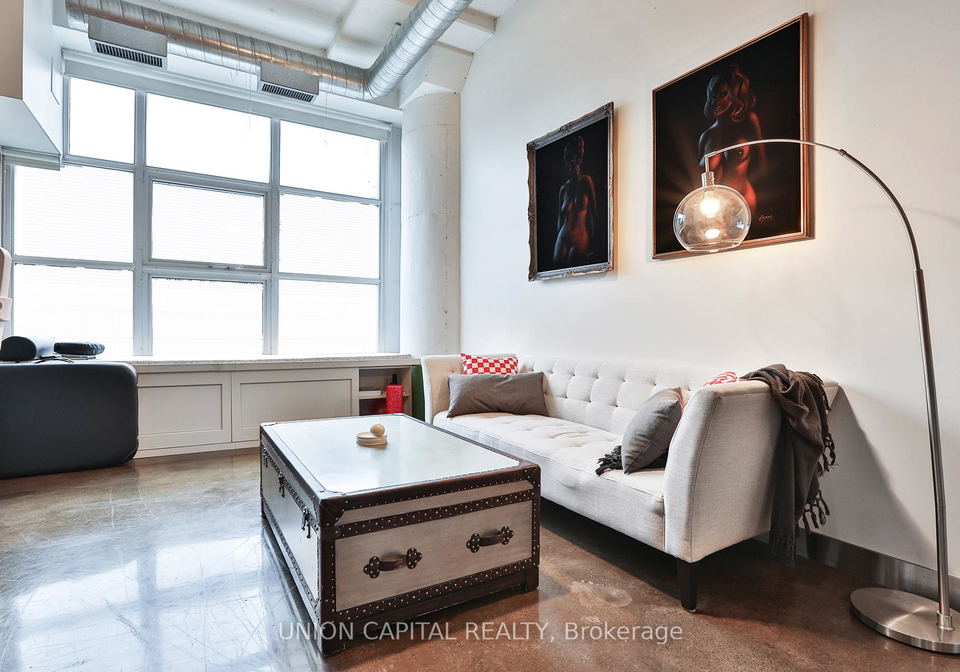 155-dalhousie-street-toronto-ontario-c12688902