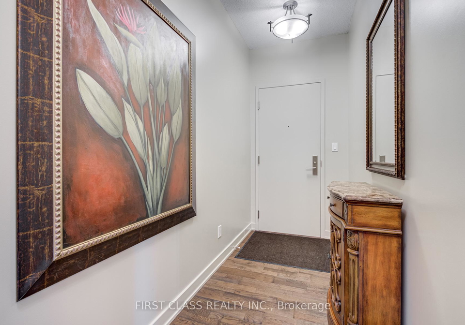 126-simcoe-street-toronto-ontario-c12688942