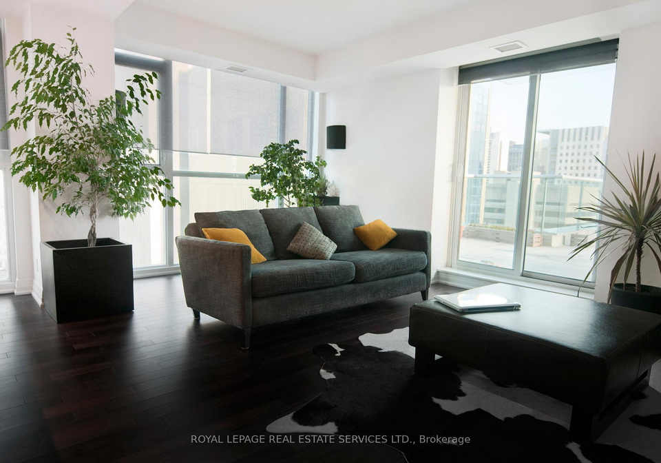 96-st-patrick-street-toronto-ontario-c12688948