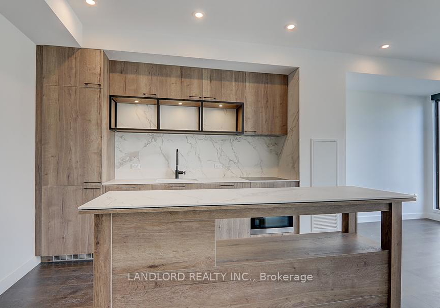 505-richmond-street-w-toronto-ontario-c12689080