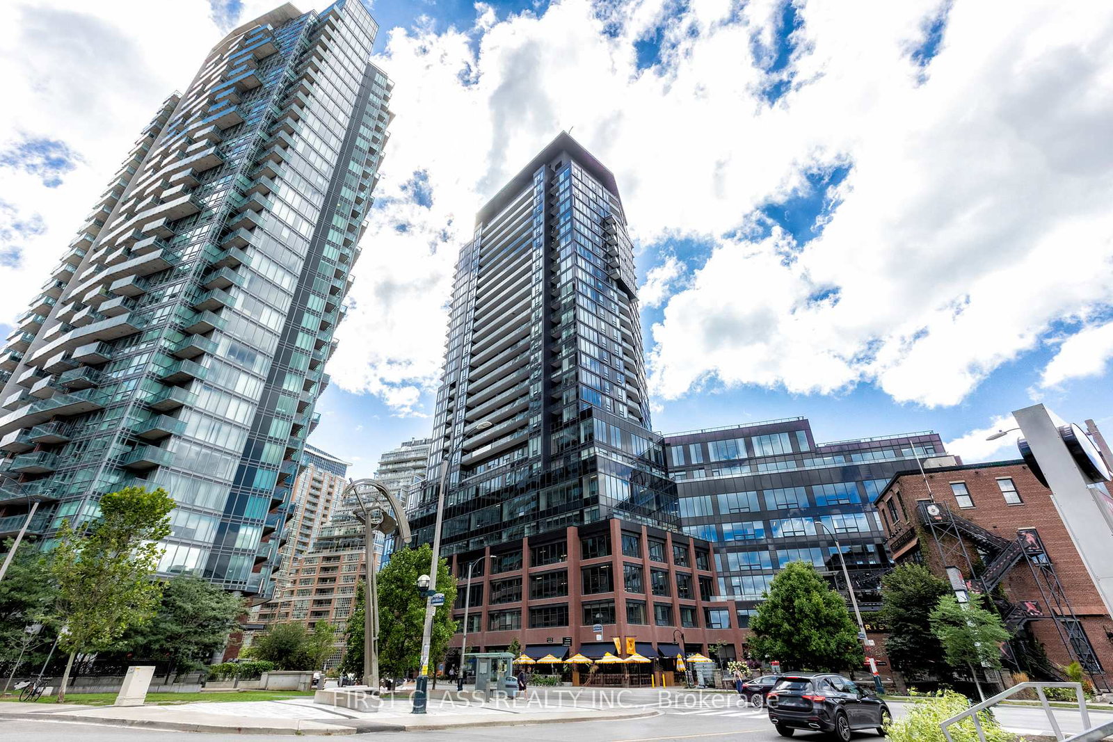 135-east-liberty-street-toronto-ontario-c12689152