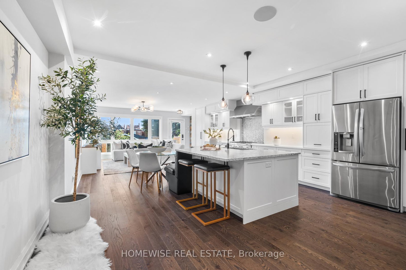 17-earnscliffe-road-toronto-ontario-c12689324