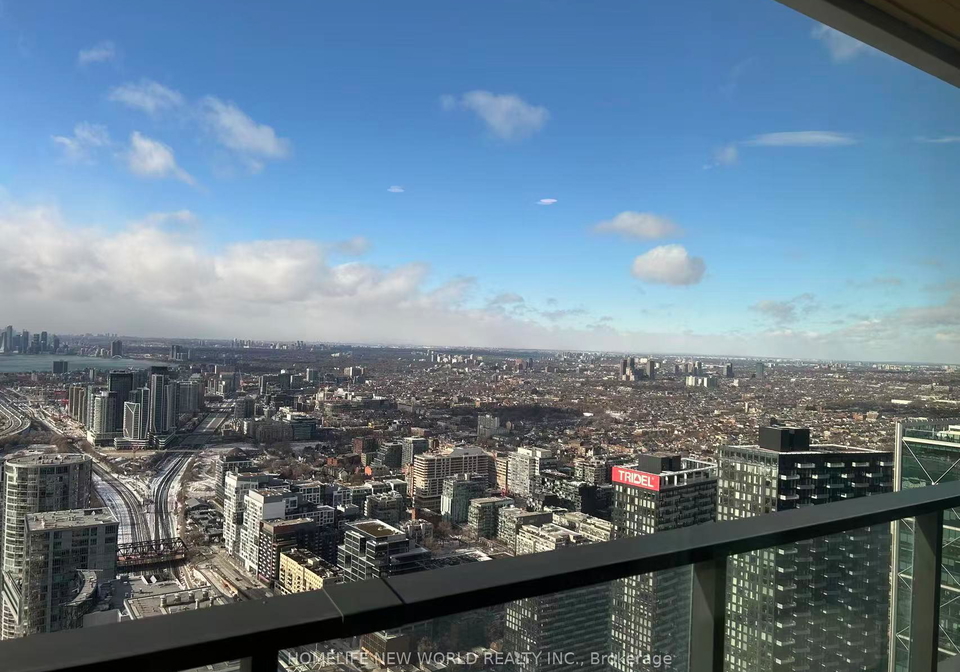 3-concord-city-place-way-toronto-ontario-c12689368