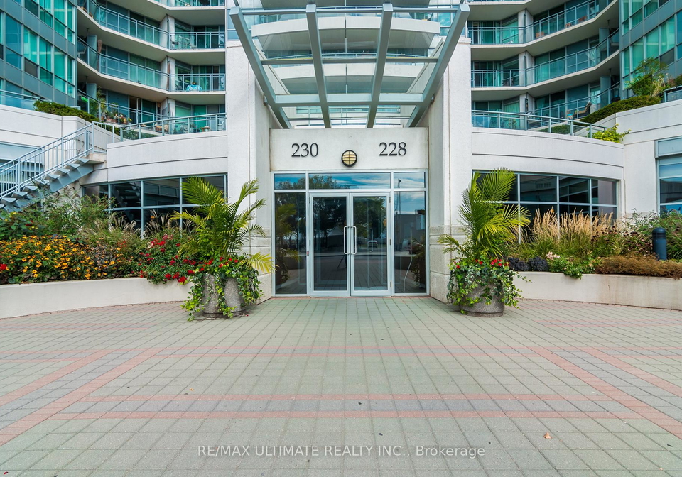 230-queens-quay-w-toronto-ontario-c12689688