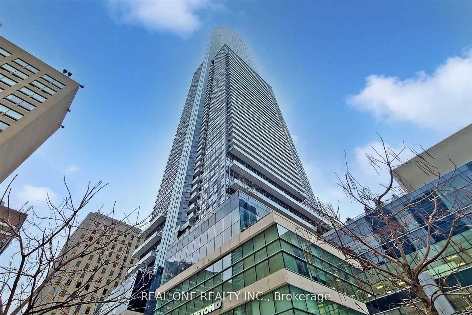 386-yonge-street-toronto-ontario-c12689726