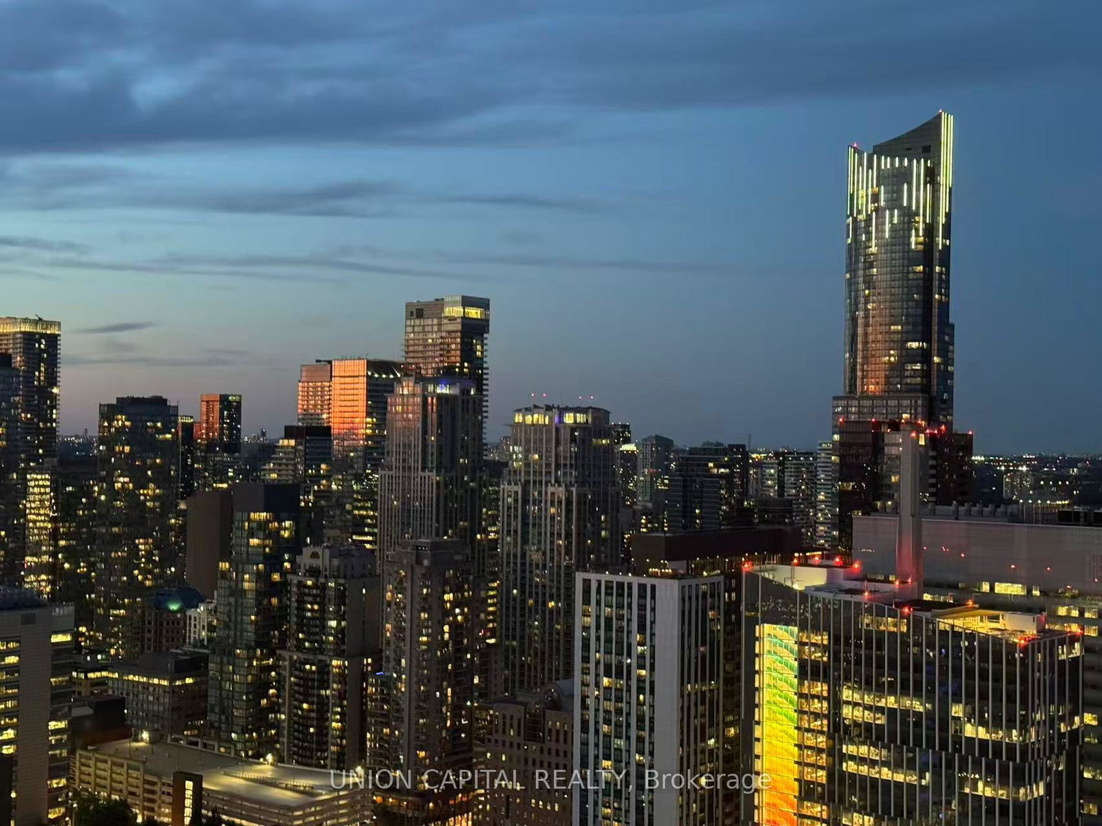 488-university-avenue-toronto-ontario-c12690034