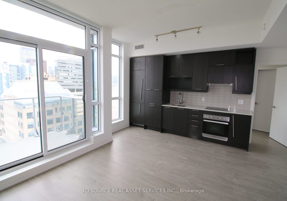 30-nelson-street-toronto-ontario-c12690138