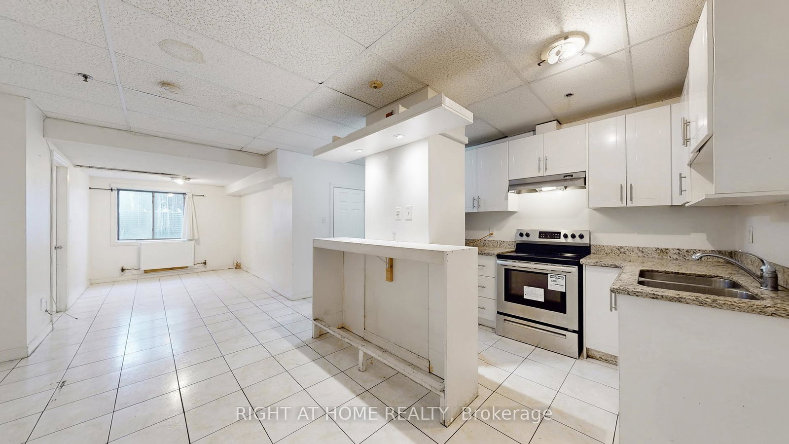 896-eglinton-avenue-e-east-york-ontario-c12690326
