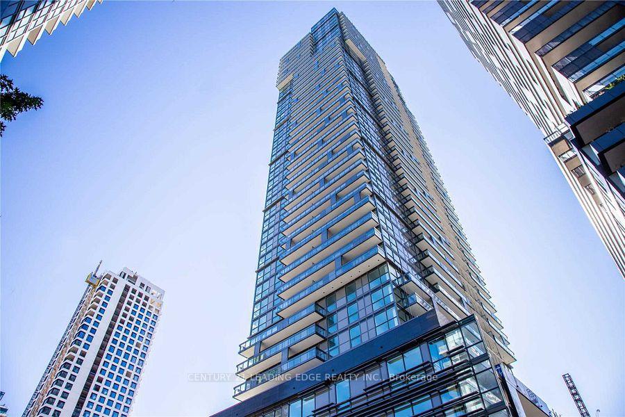 39-roehampton-avenue-toronto-ontario-c12690388