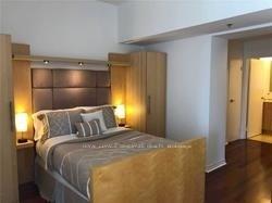 1-king-street-w-toronto-ontario-c12690412