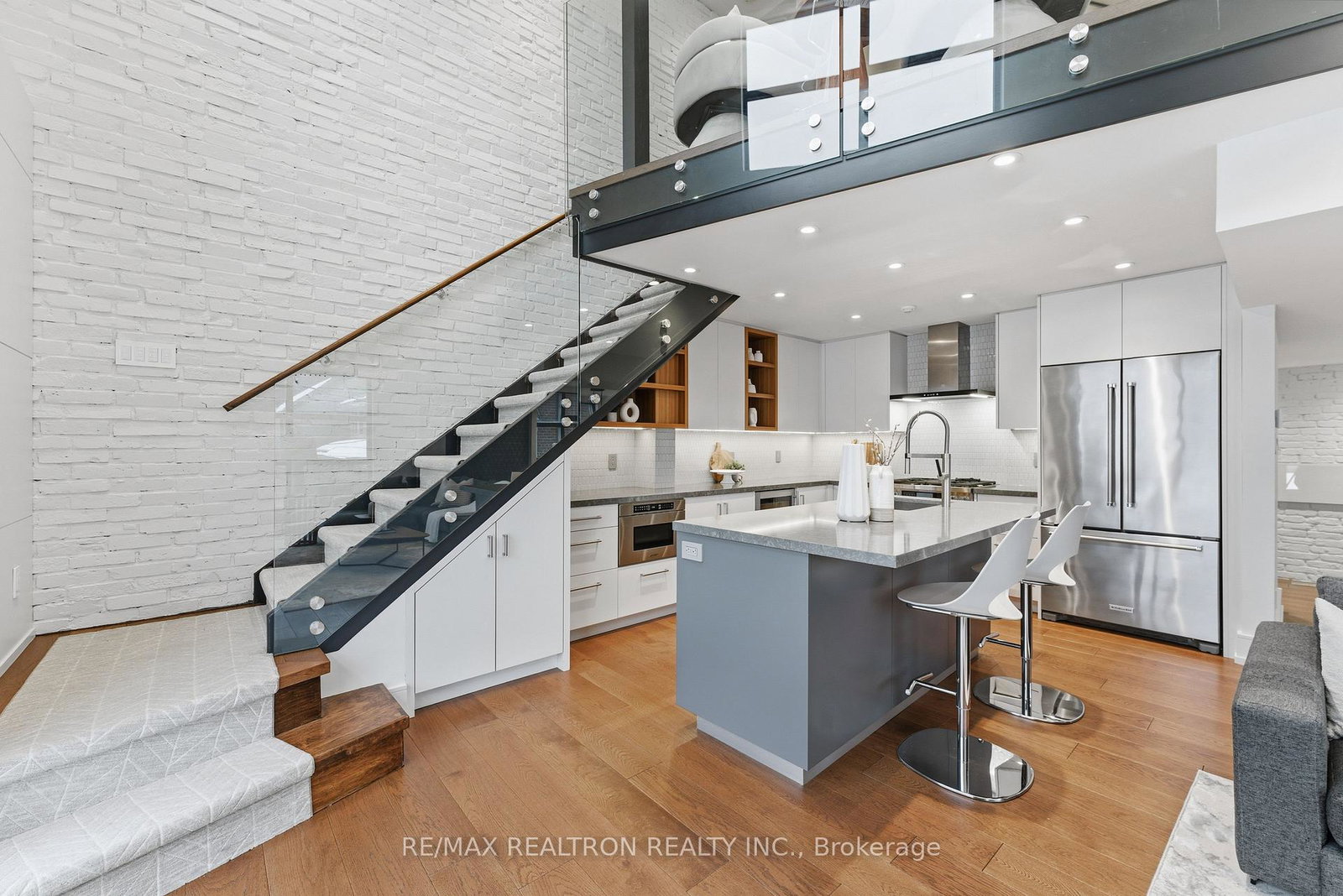 200-clinton-street-toronto-ontario-c12690492
