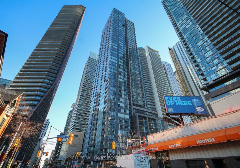 295-adelaide-street-w-toronto-ontario-c12690512