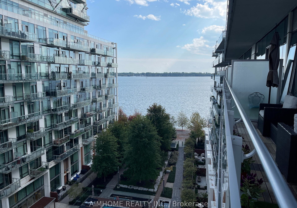 39-queens-quay-e-toronto-ontario-c12690534