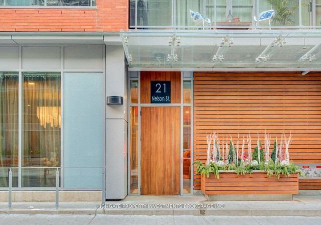 21-nelson-street-toronto-ontario-c12690618
