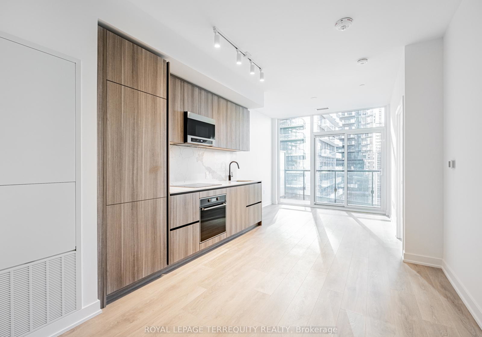 117-broadway-avenue-toronto-ontario-c12690722