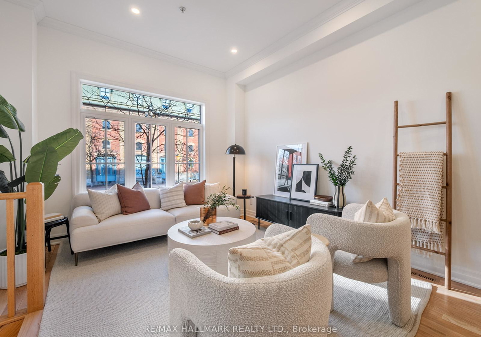 443d-queen-street-e-toronto-ontario-c12690924