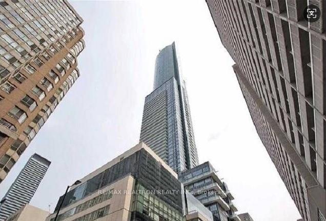 386-yonge-street-toronto-ontario-c12691024