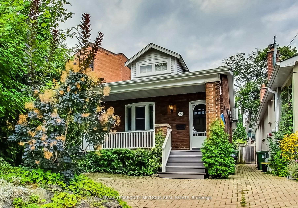 22-hadley-road-toronto-ontario-c12691306