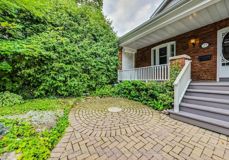 22-hadley-road-toronto-ontario-c12691306