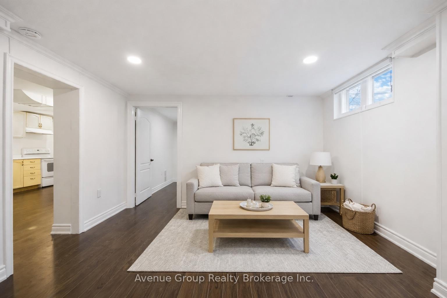 190-northwood-drive-north-york-ontario-c12691364