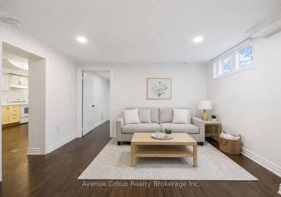 190-northwood-drive-north-york-ontario-c12691364