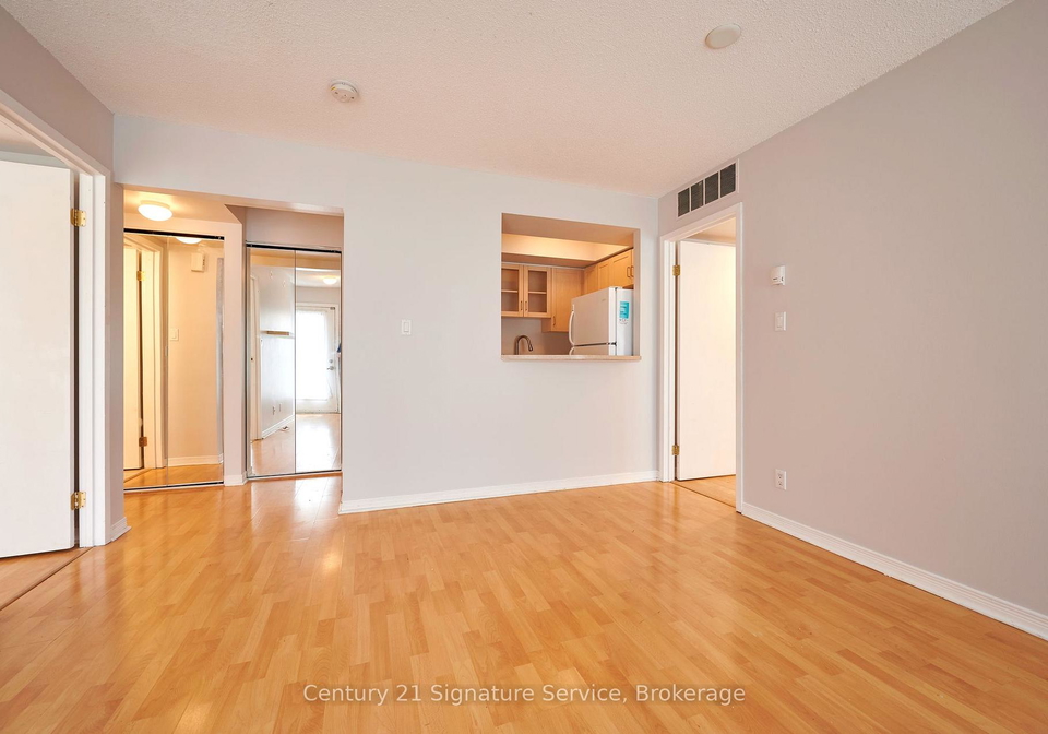26-western-battery-road-toronto-ontario-c12691830