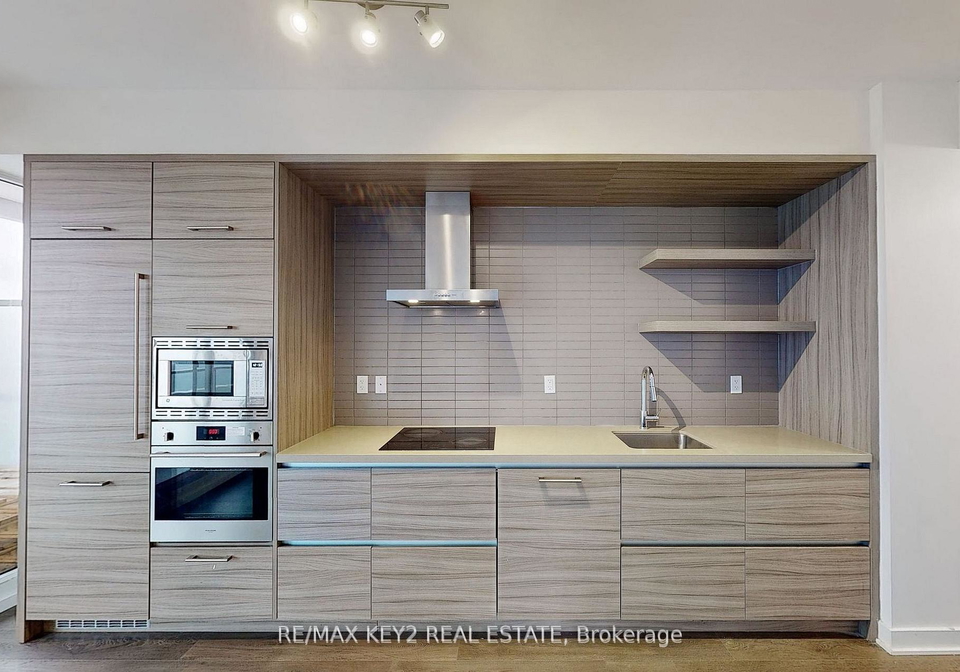 2221-yonge-street-toronto-ontario-c12691844