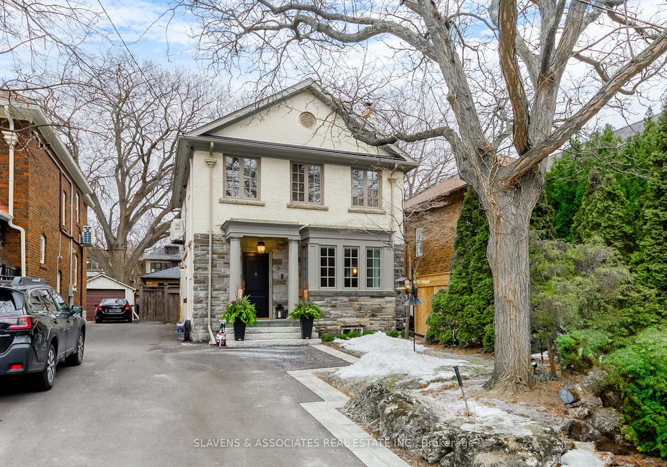 9-elmsthorpe-avenue-toronto-ontario-c12692086