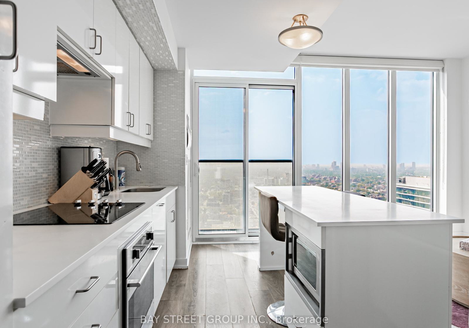 426-university-avenue-toronto-ontario-c12692148