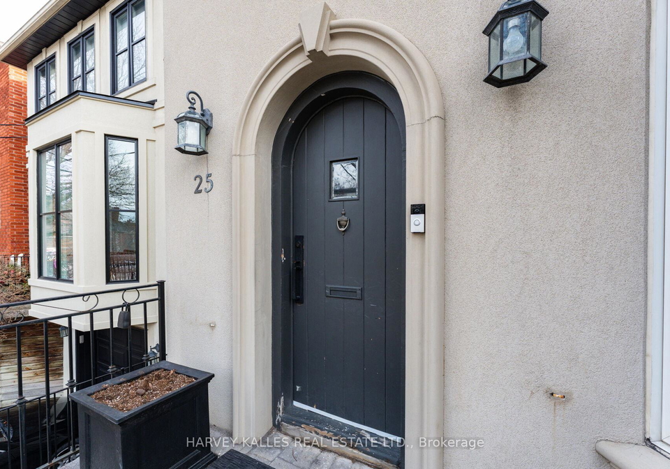 25-gilgorm-road-toronto-ontario-c12692156