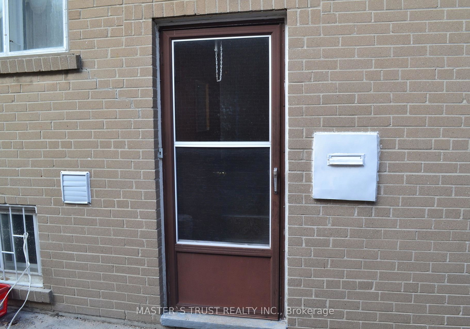 39-combermere-drive-north-york-ontario-c12692216