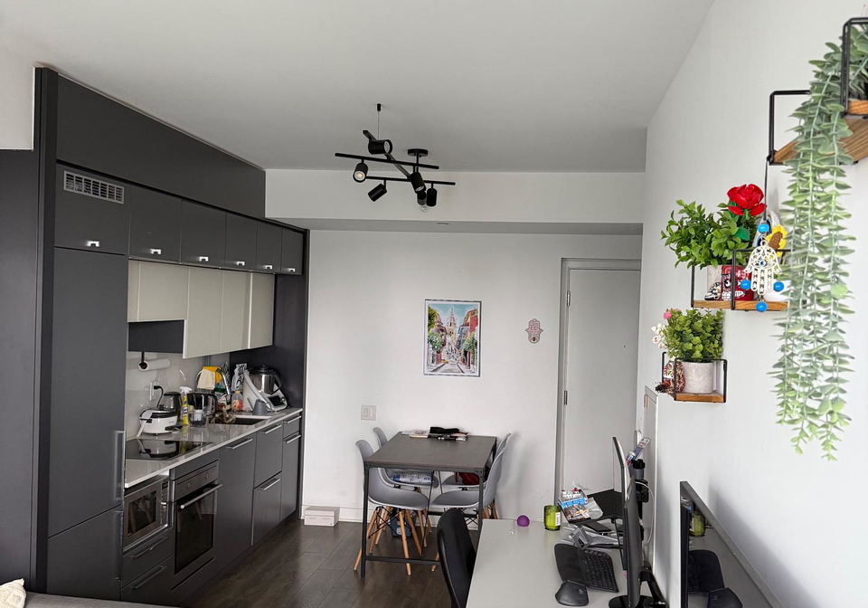 15-grenville-street-toronto-ontario-c12692218