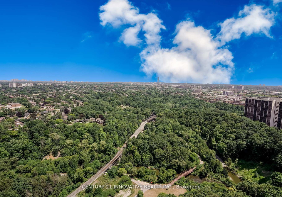 7-concorde-place-north-york-ontario-c12692402