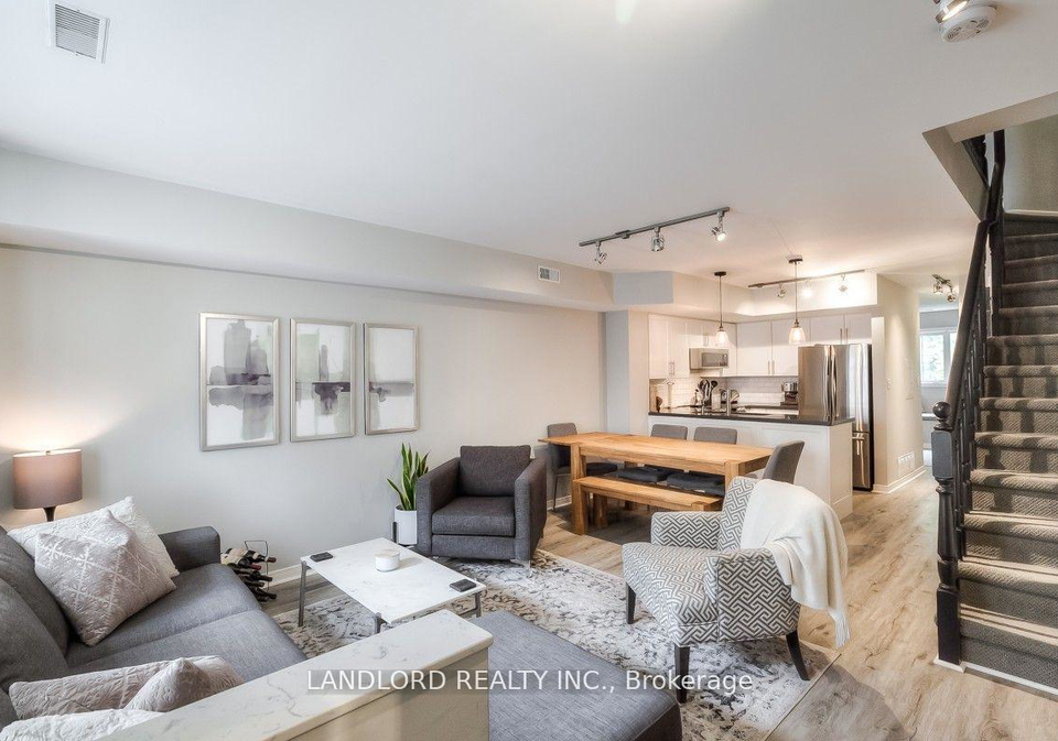 208-niagara-street-toronto-ontario-c12692658