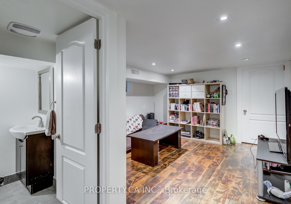55-afton-avenue-toronto-ontario-c12692670