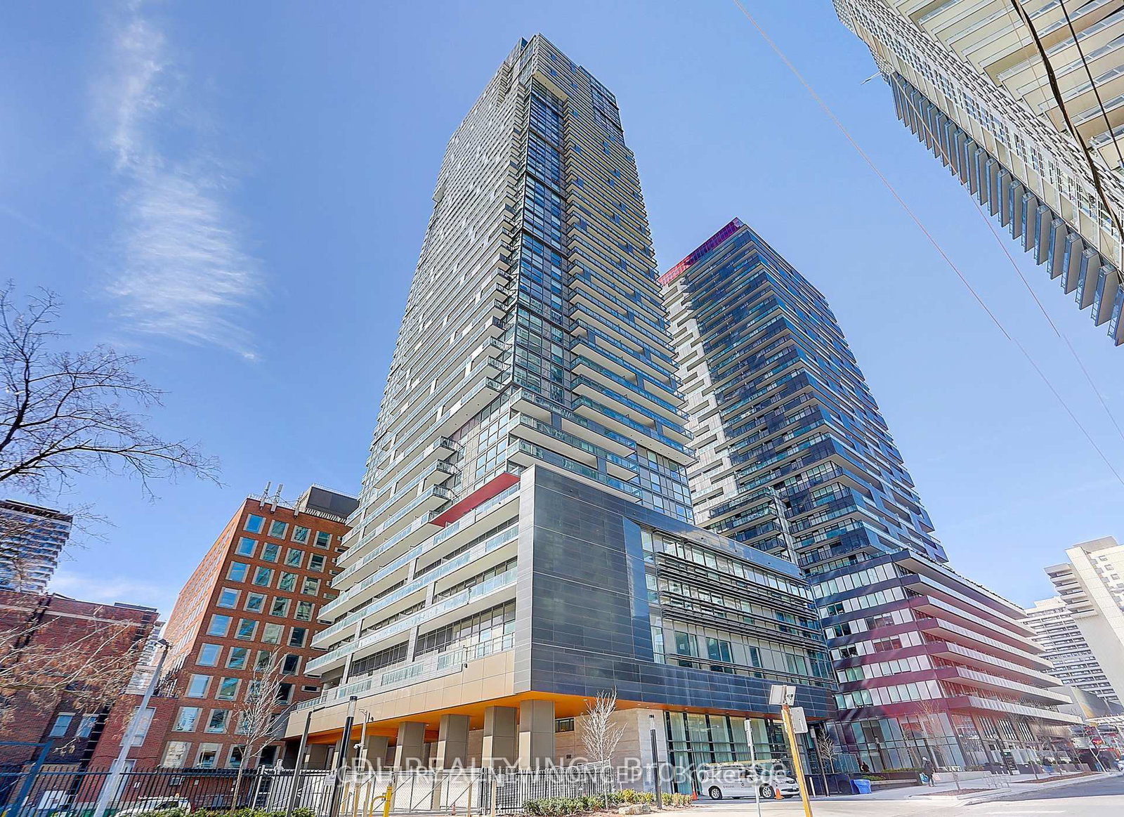 39-roehampton-avenue-toronto-ontario-c12692690