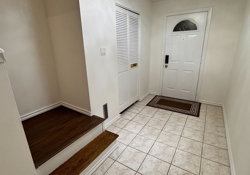 31-corvus-star-way-north-york-ontario-c12692766
