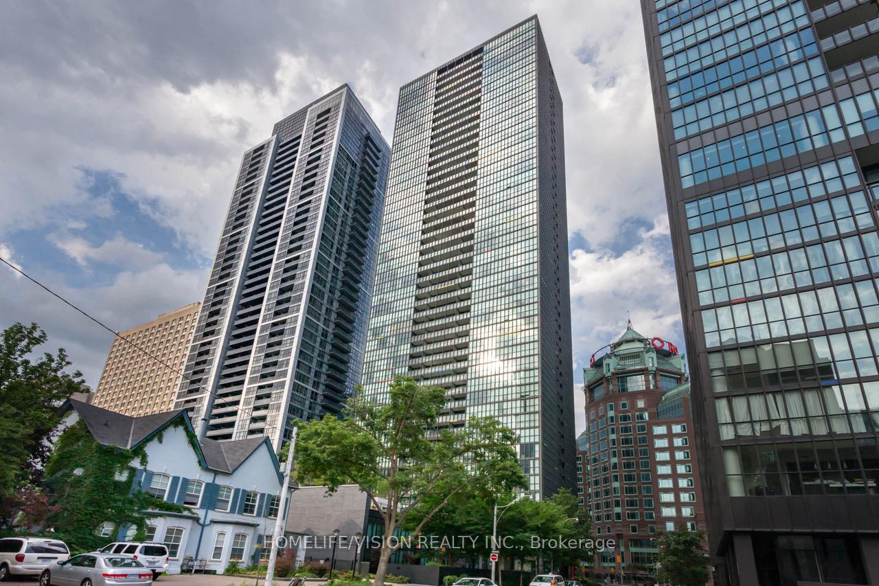 110-charles-street-e-toronto-ontario-c12692896