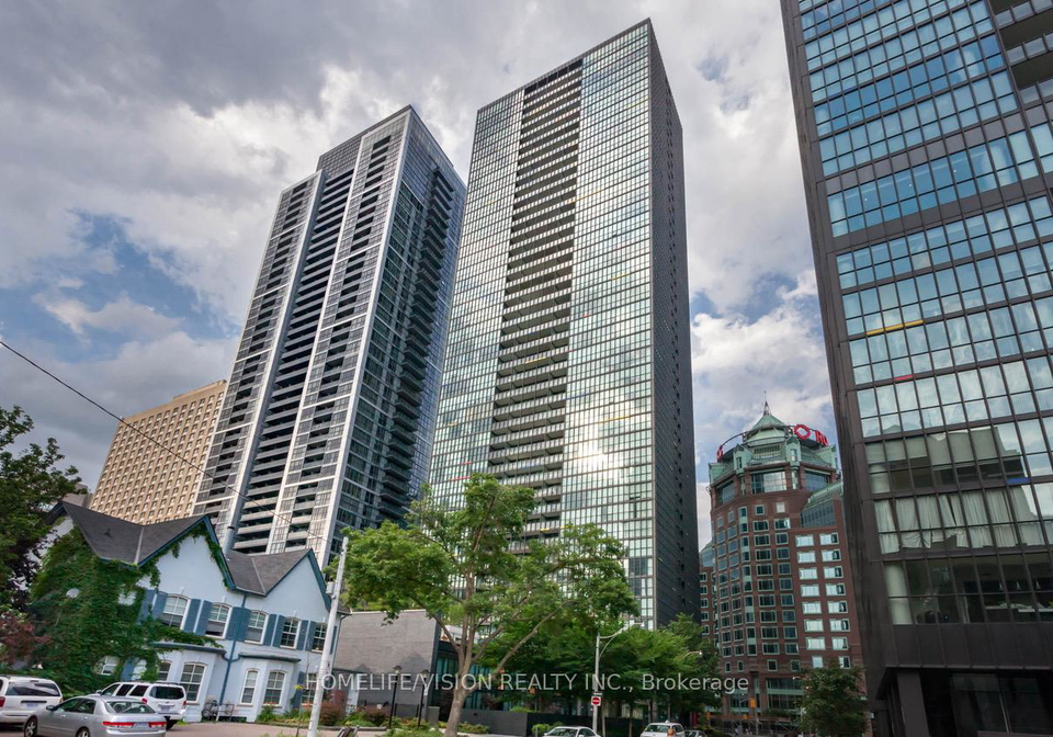 110-charles-street-e-toronto-ontario-c12692896