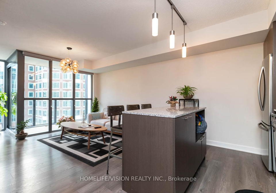 110-charles-street-e-toronto-ontario-c12692896